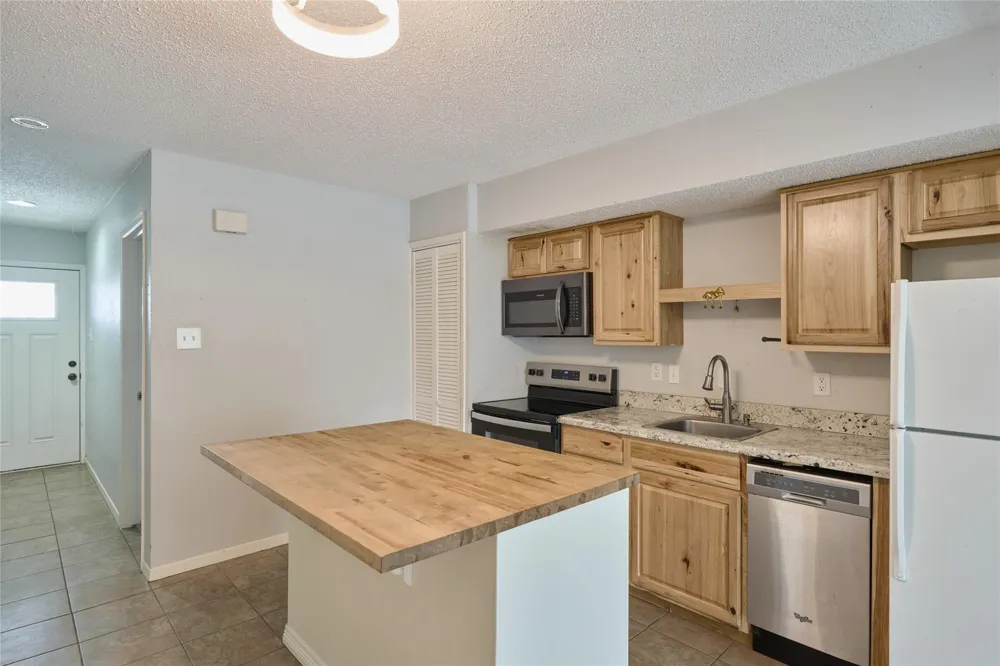 12900 Walden Road #622F Montgomery, TX 77356