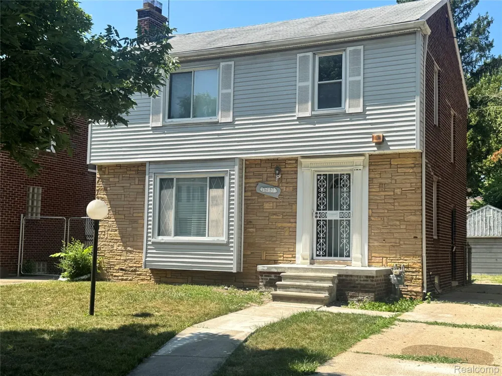 16757 Greenview Avenue Detroit City, MI 48219