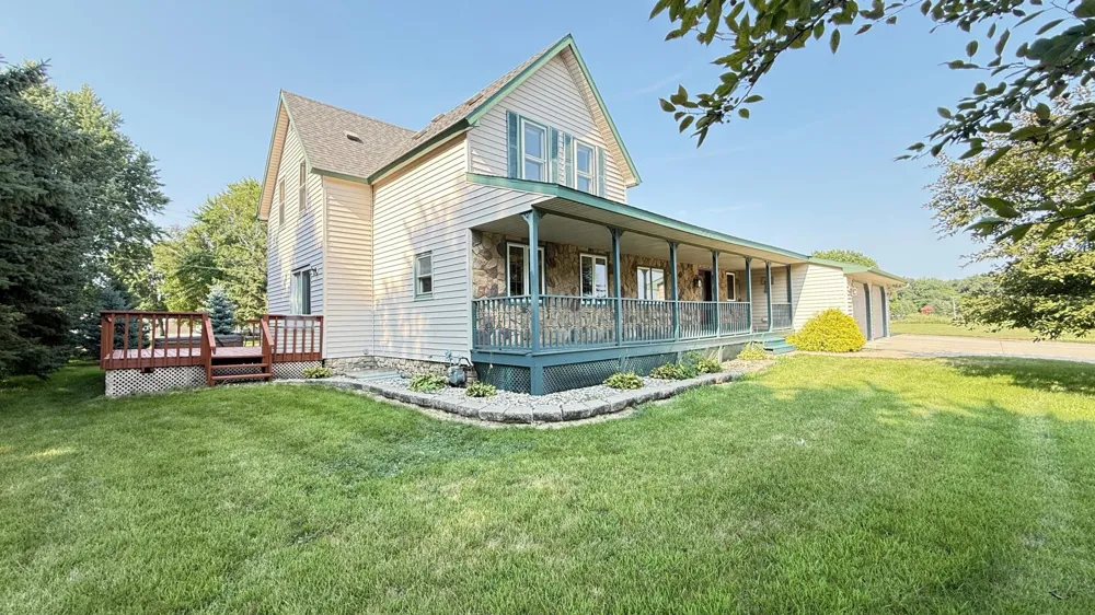 237 E Dahlstrom Avenue Appleton, MN 56208