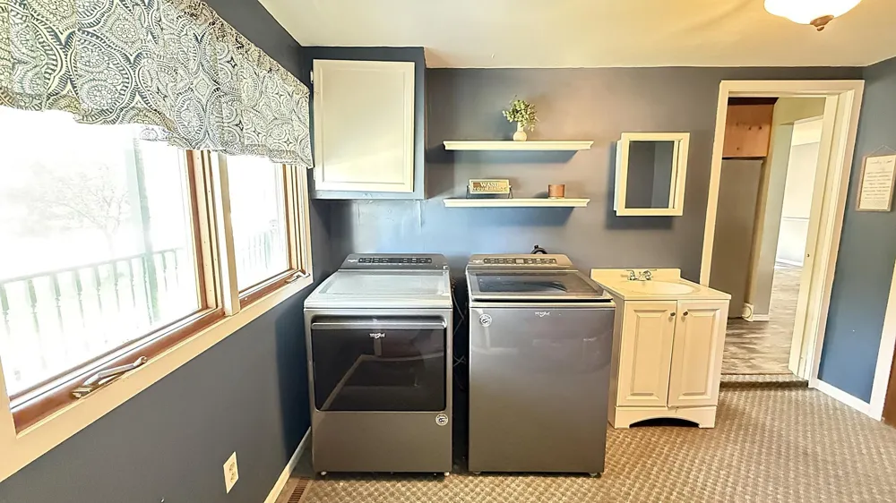 237 E Dahlstrom Avenue Appleton, MN 56208