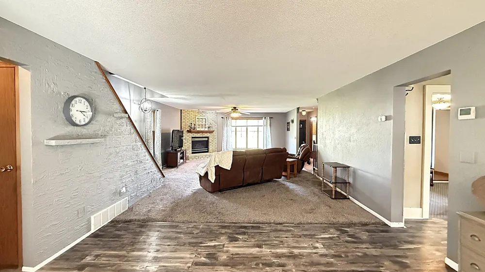 237 E Dahlstrom Avenue Appleton, MN 56208