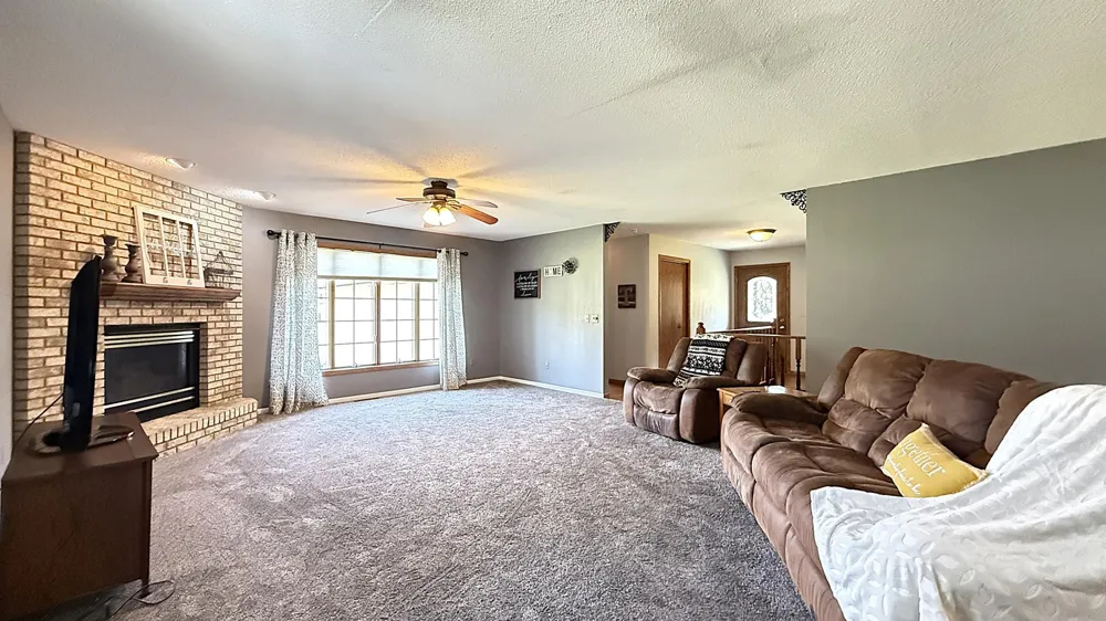 237 E Dahlstrom Avenue Appleton, MN 56208