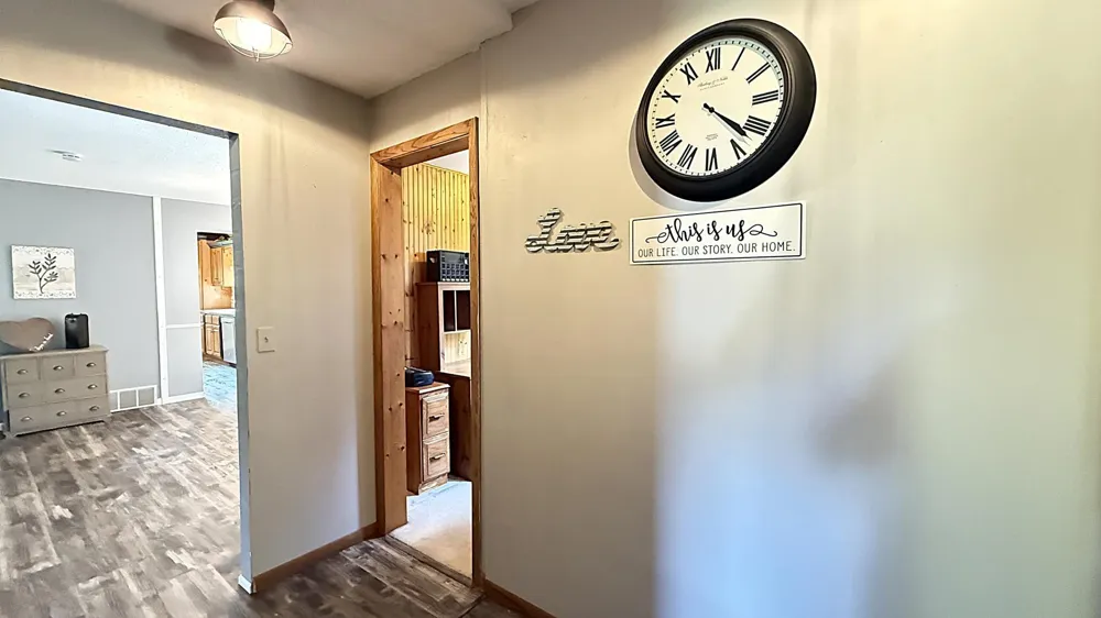 237 E Dahlstrom Avenue Appleton, MN 56208