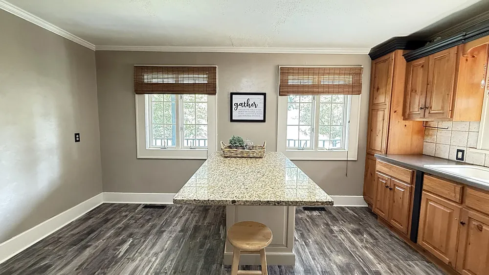 237 E Dahlstrom Avenue Appleton, MN 56208