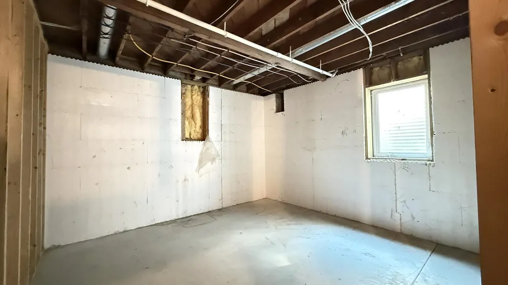 237 E Dahlstrom Avenue Appleton, MN 56208