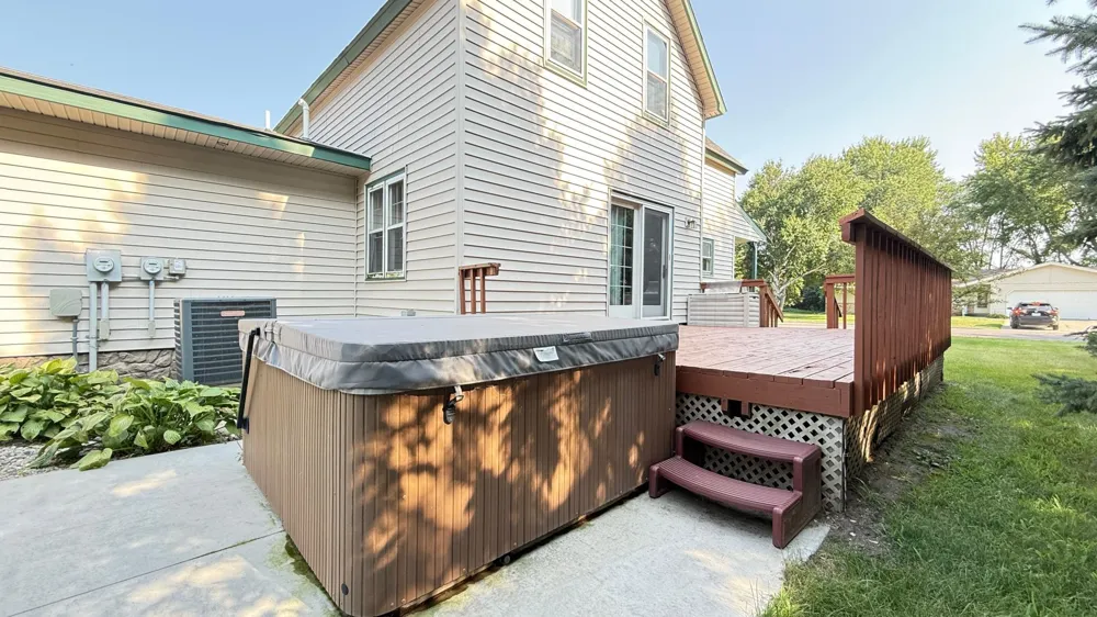 237 E Dahlstrom Avenue Appleton, MN 56208