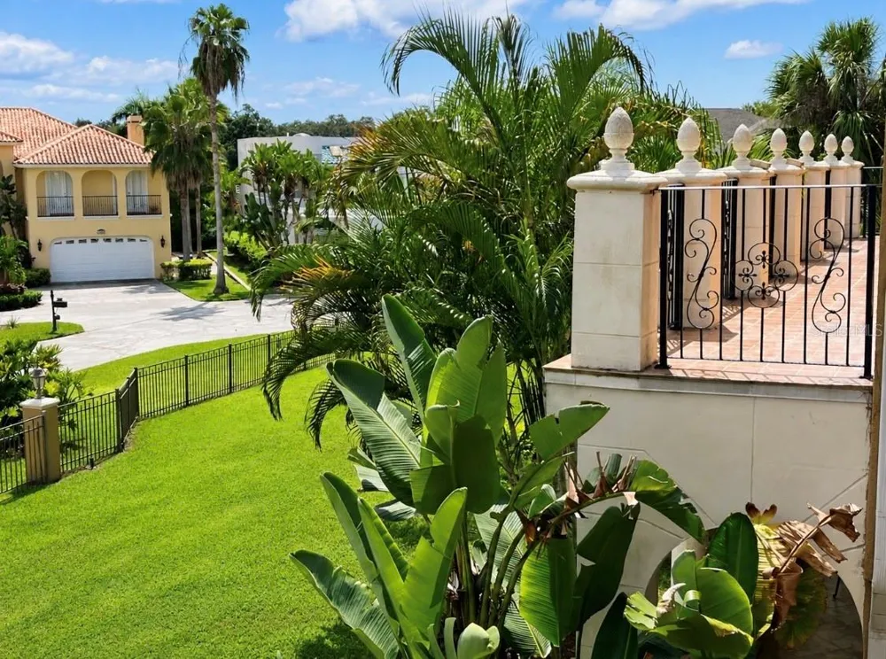 4929 RIVER SHORE DRIVE Tampa, FL 33603