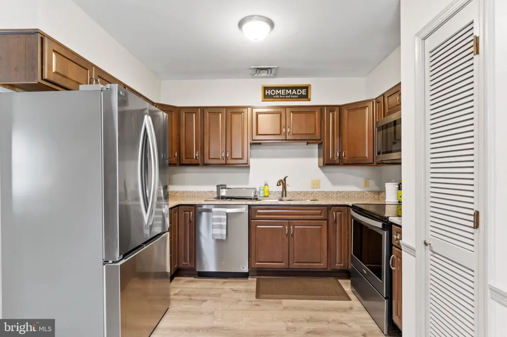 529 JOYCE ROAD Camp Hill, PA 17011