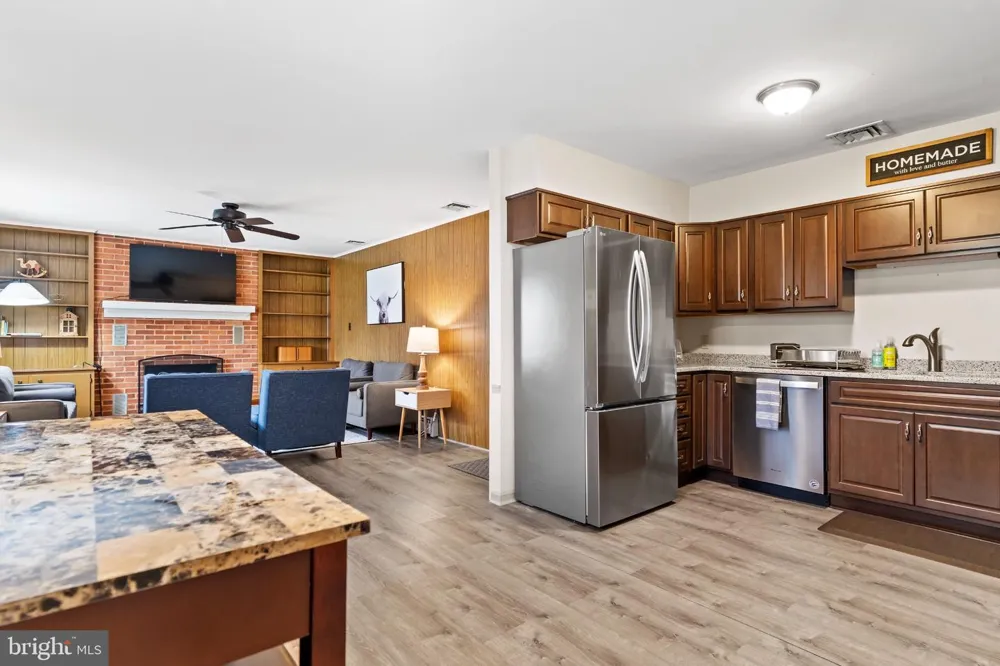 529 JOYCE ROAD Camp Hill, PA 17011