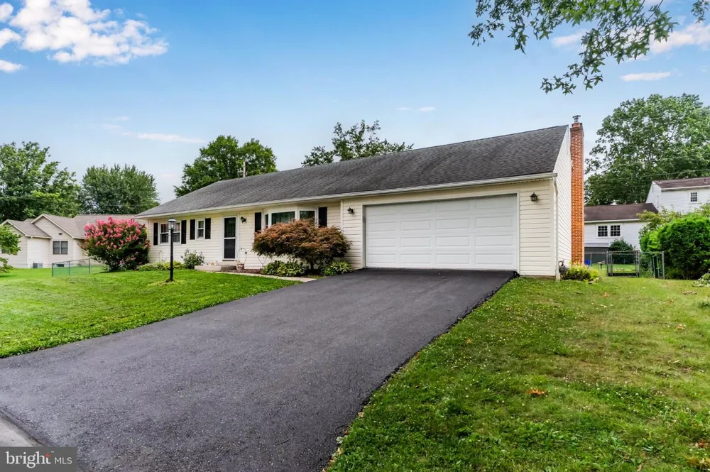 529 JOYCE ROAD Camp Hill, PA 17011