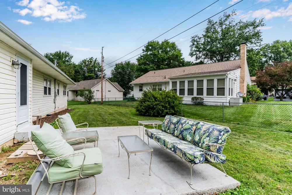 529 JOYCE ROAD Camp Hill, PA 17011