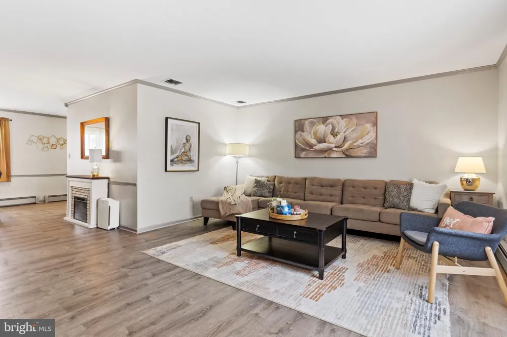 529 JOYCE ROAD Camp Hill, PA 17011