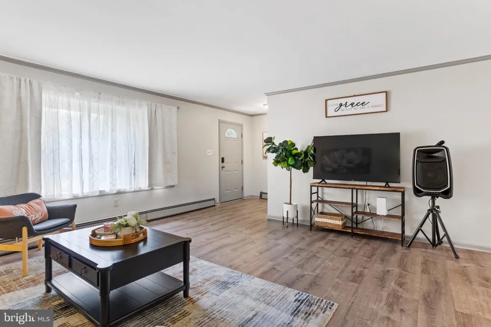 529 JOYCE ROAD Camp Hill, PA 17011