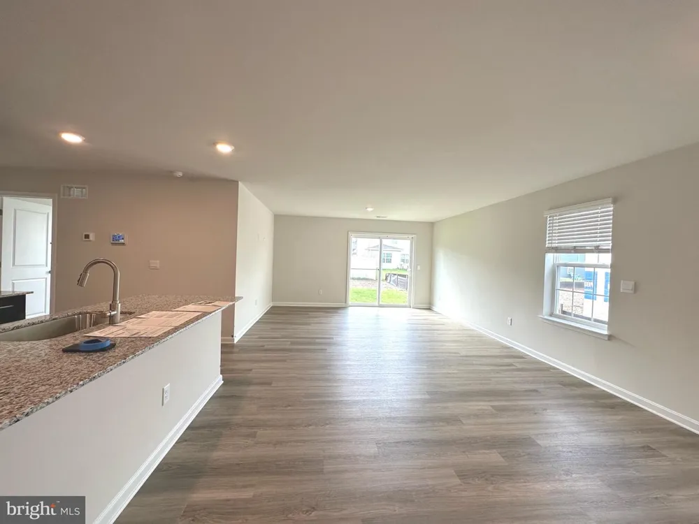 124 CHARING CROSS DRIVE Stephens City, VA 22655