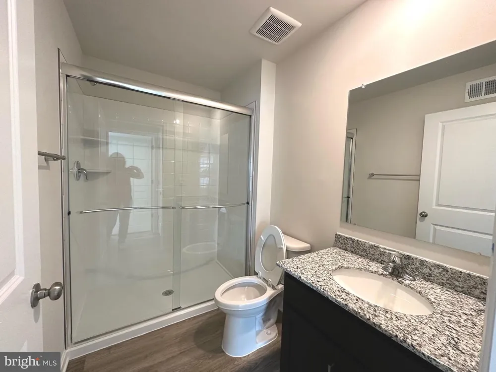 124 CHARING CROSS DRIVE Stephens City, VA 22655