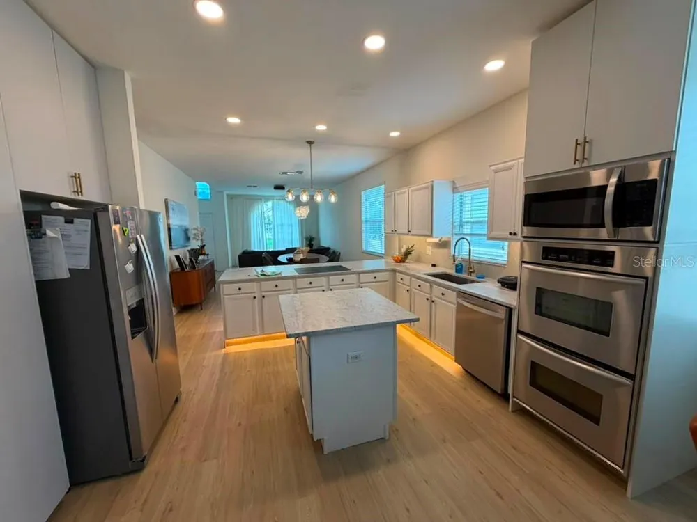 14539 SAINT GEORGES HILL DRIVE Orlando, FL 32828