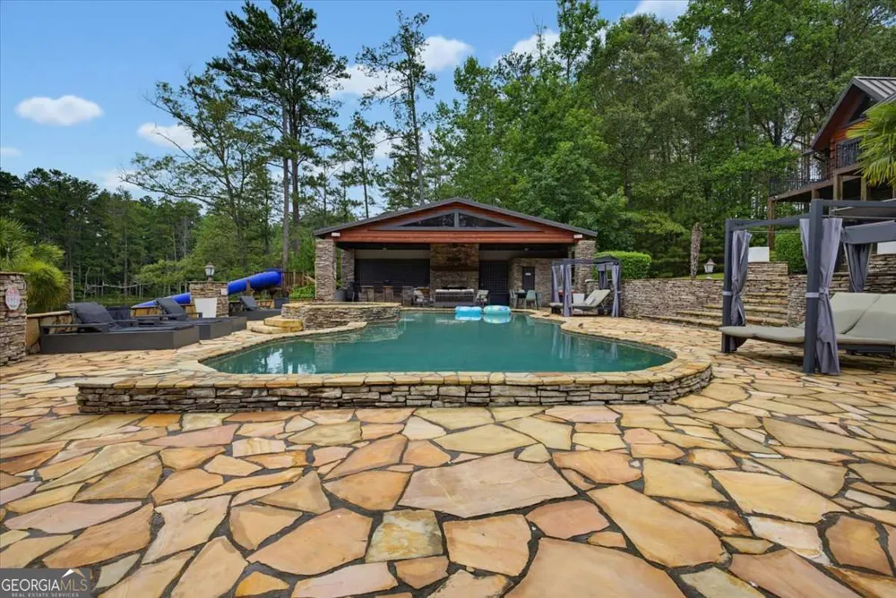 4095 E Highway 166 Carrollton, GA 30116