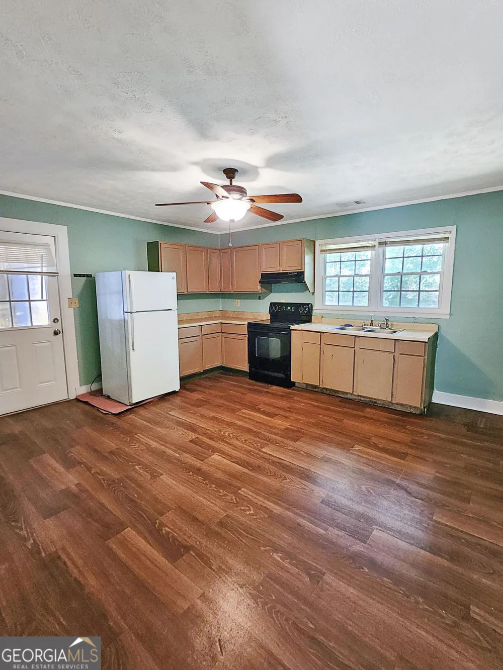 147 Cobb RD Covington, GA 30014