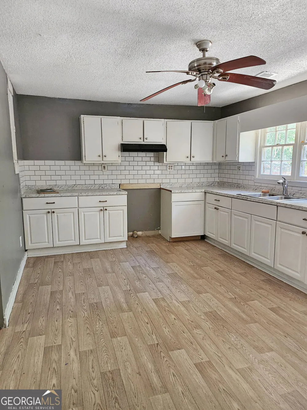 147 Cobb RD Covington, GA 30014