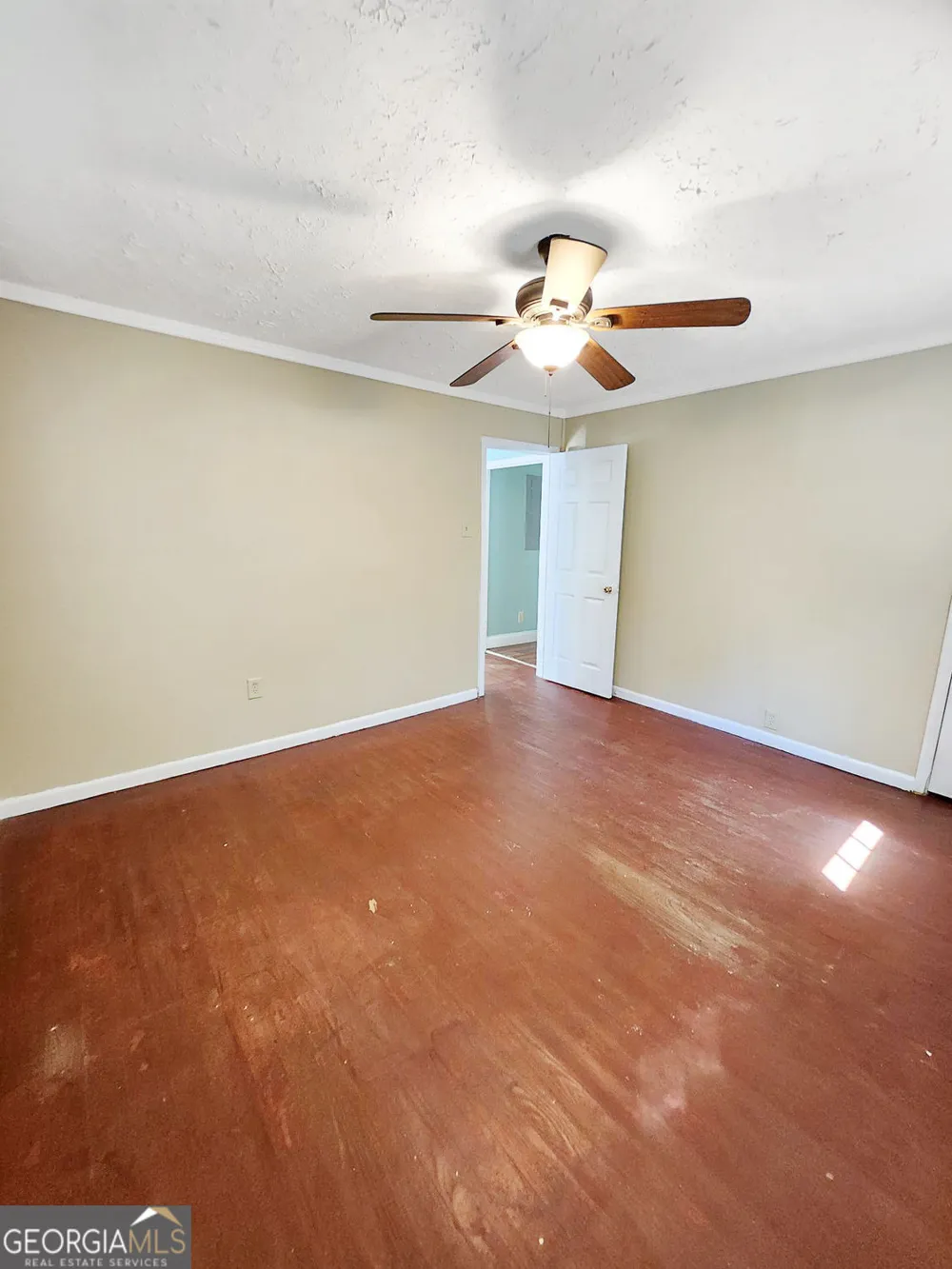 147 Cobb RD Covington, GA 30014