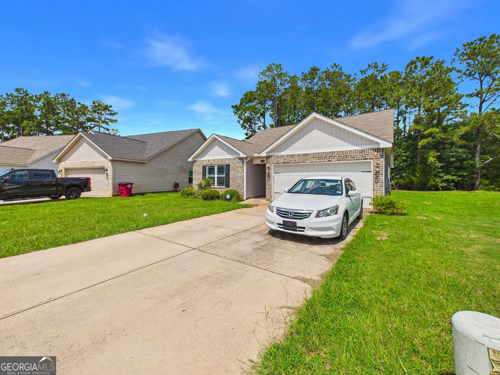 140 Sourwood LN Warner Robins, GA 31093