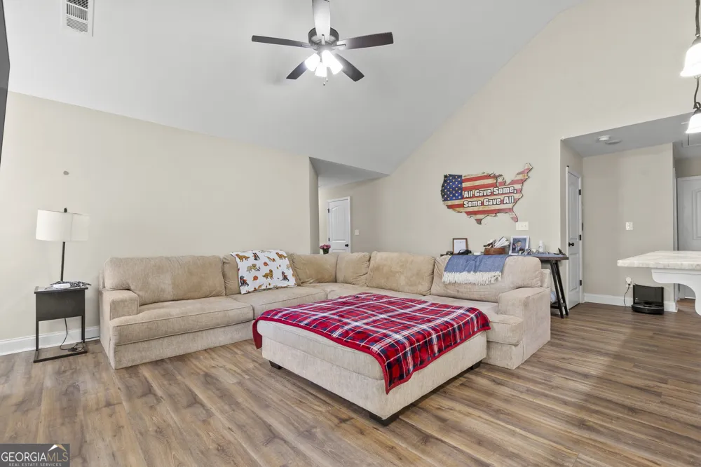 140 Sourwood LN Warner Robins, GA 31093