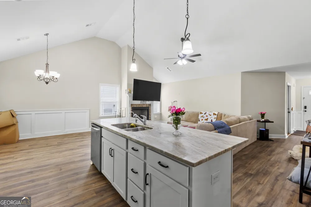 140 Sourwood LN Warner Robins, GA 31093