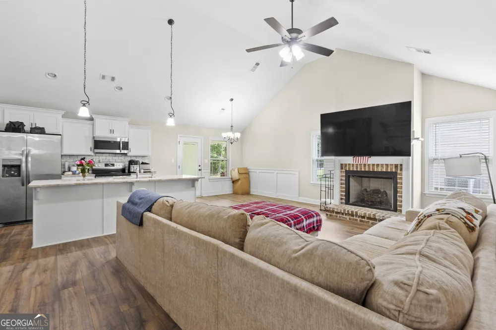 140 Sourwood LN Warner Robins, GA 31093