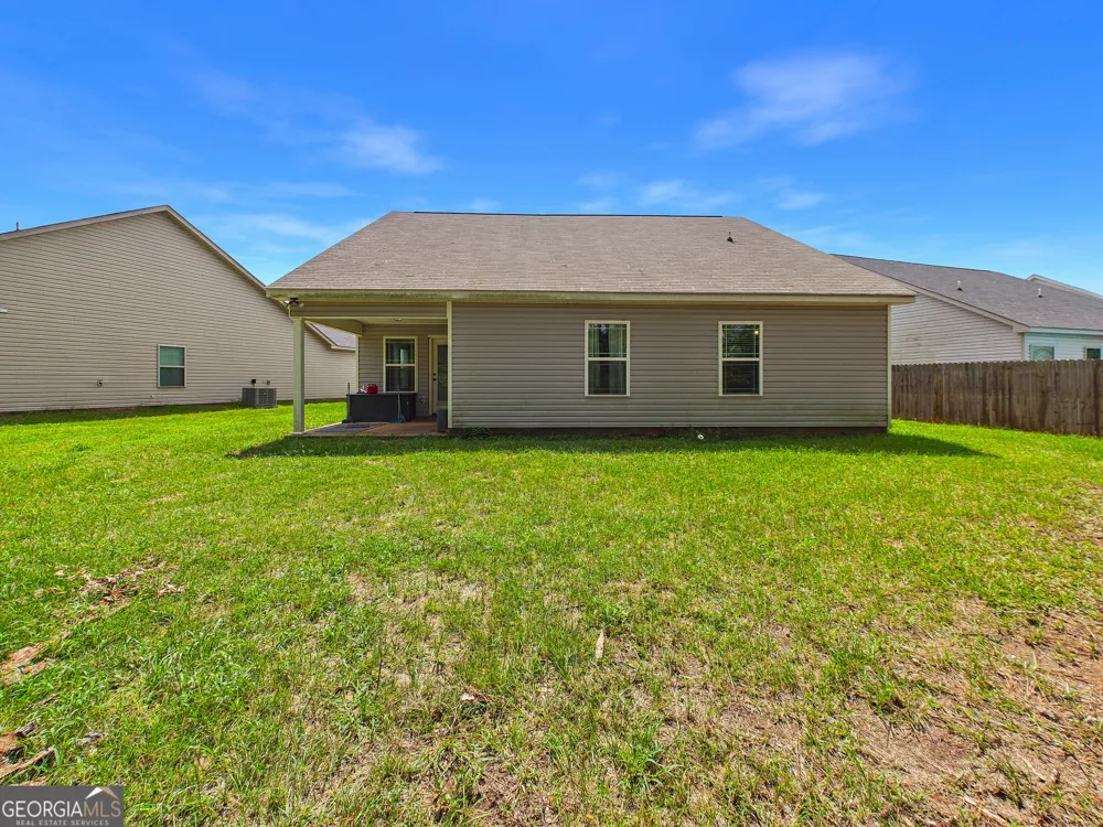 140 Sourwood LN Warner Robins, GA 31093