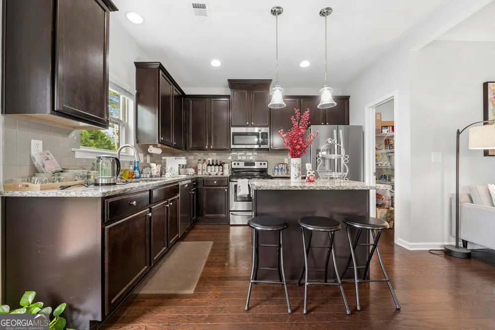 4747 Highland AVE Sugar Hill, GA 30518