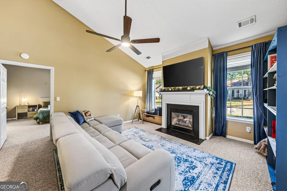 172 Camry LN Grayson, GA 30017