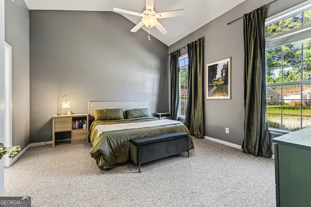172 Camry LN Grayson, GA 30017