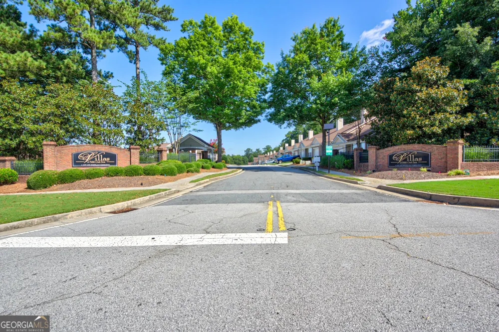 172 Camry LN Grayson, GA 30017