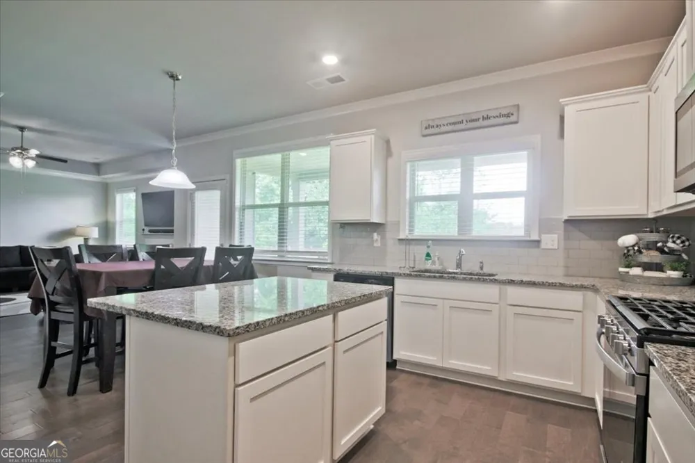 159 Azalea Bloom DR Loganville, GA 30052