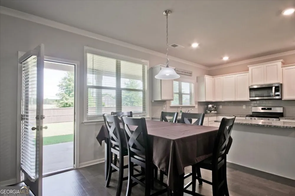 159 Azalea Bloom DR Loganville, GA 30052