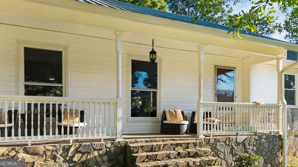 662 Highway 18 W Barnesville, GA 30204