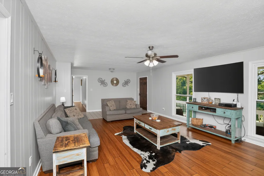 662 Highway 18 W Barnesville, GA 30204