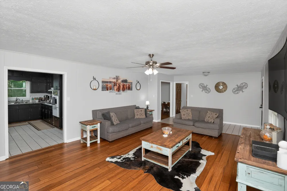 662 Highway 18 W Barnesville, GA 30204