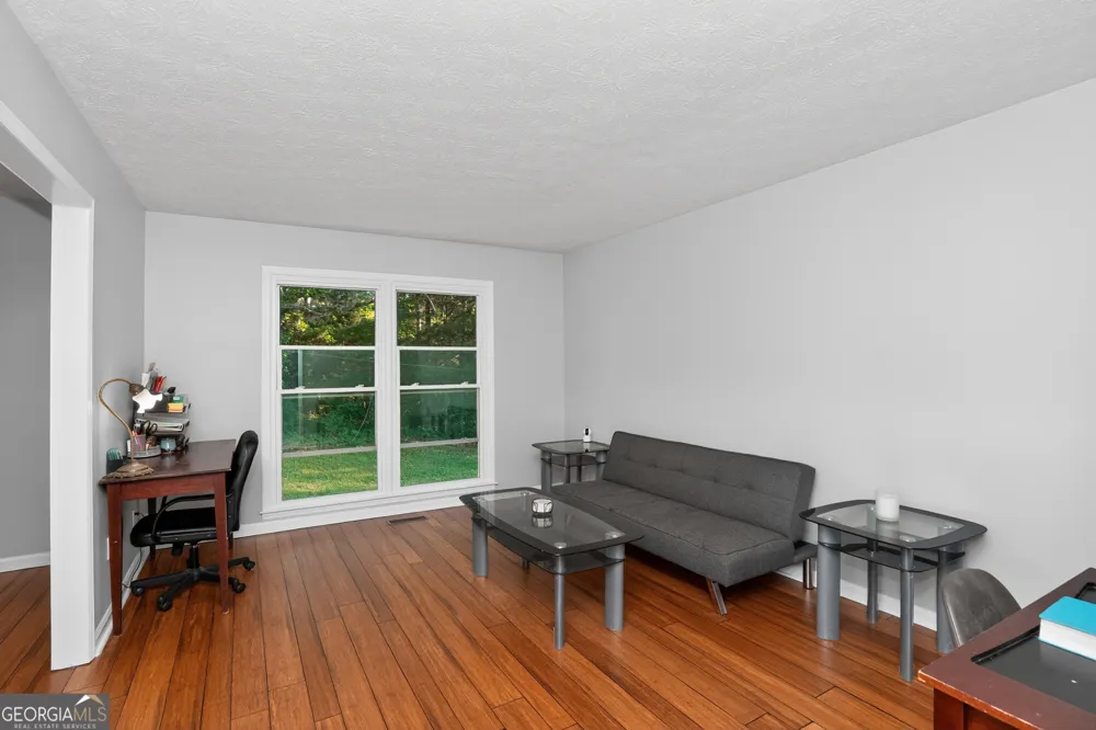 662 Highway 18 W Barnesville, GA 30204