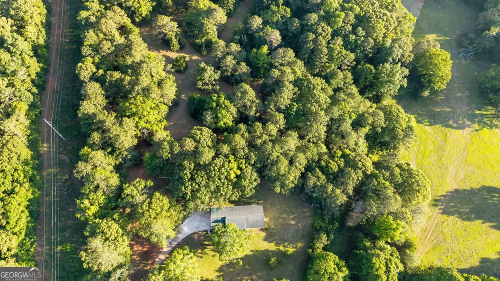 662 Highway 18 W Barnesville, GA 30204