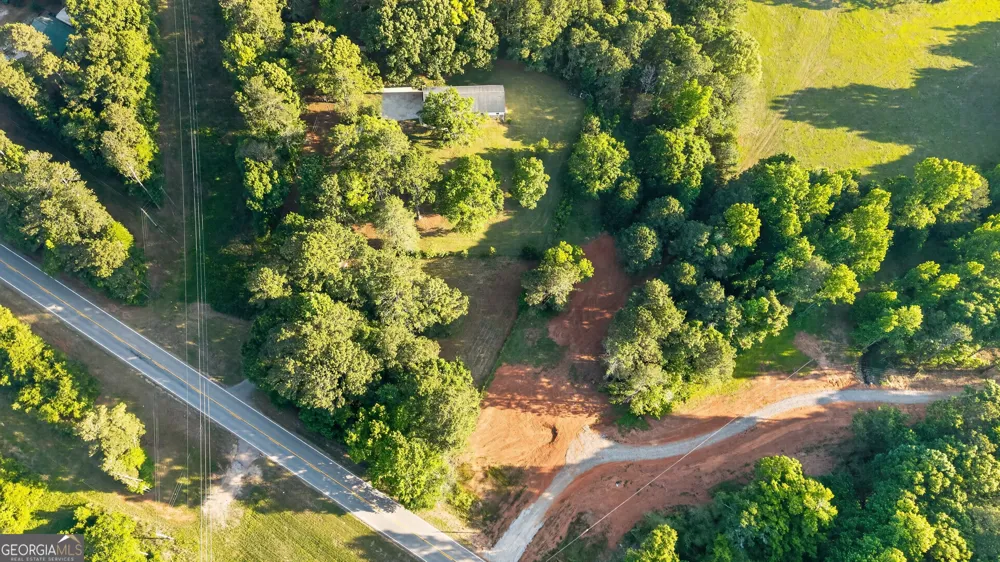 662 Highway 18 W Barnesville, GA 30204