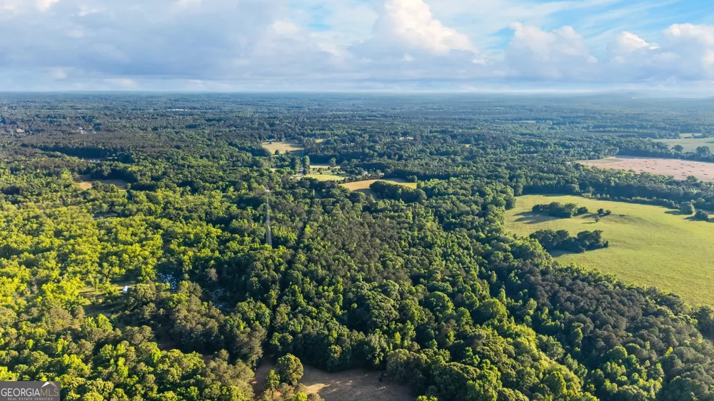 662 Highway 18 W Barnesville, GA 30204