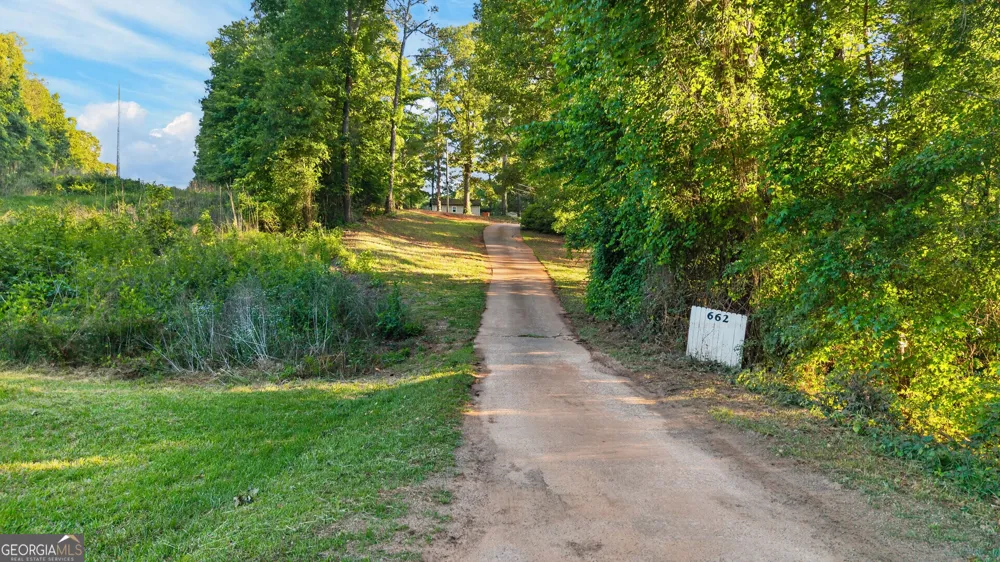 662 Highway 18 W Barnesville, GA 30204