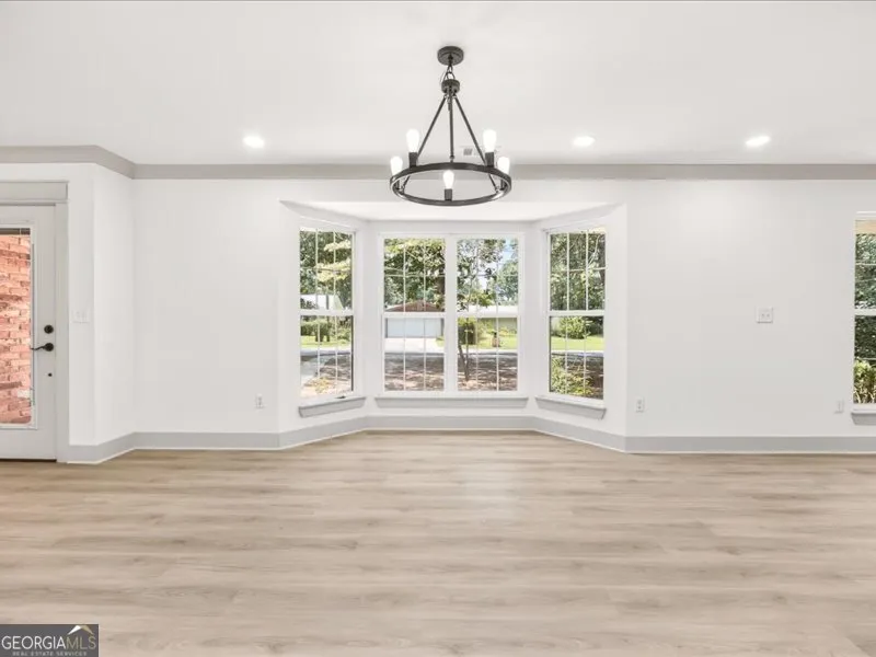 216 Ridgeland DR Warner Robins, GA 31093
