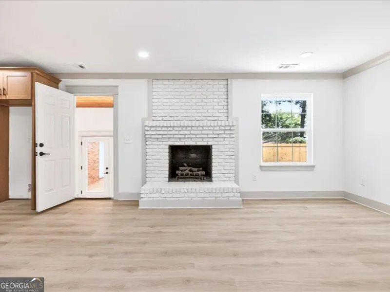 216 Ridgeland DR Warner Robins, GA 31093