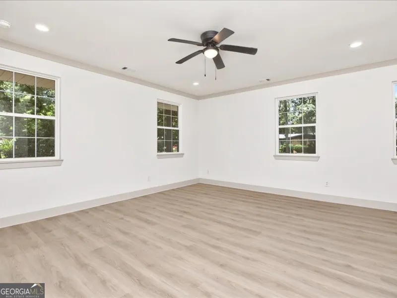 216 Ridgeland DR Warner Robins, GA 31093