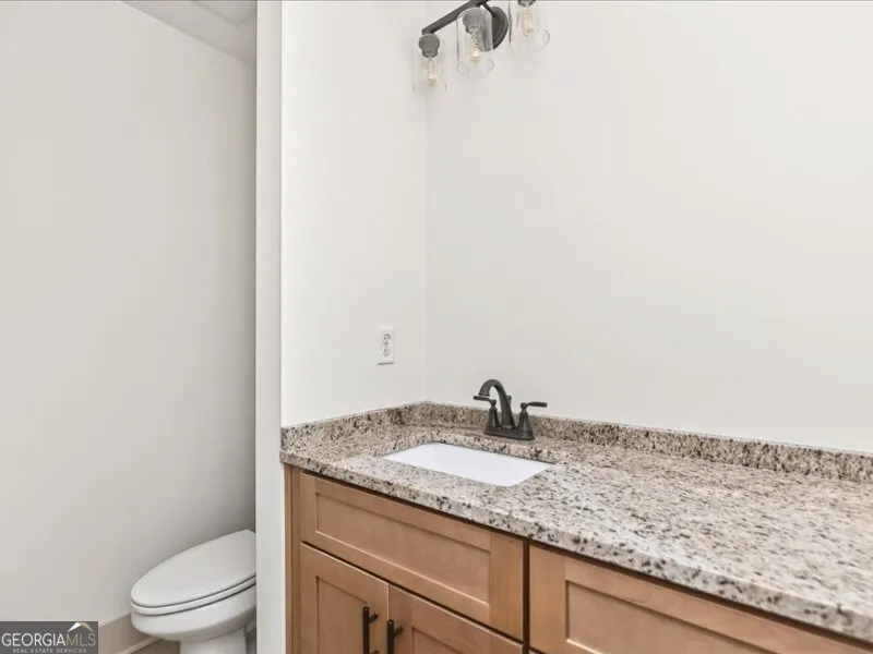 216 Ridgeland DR Warner Robins, GA 31093