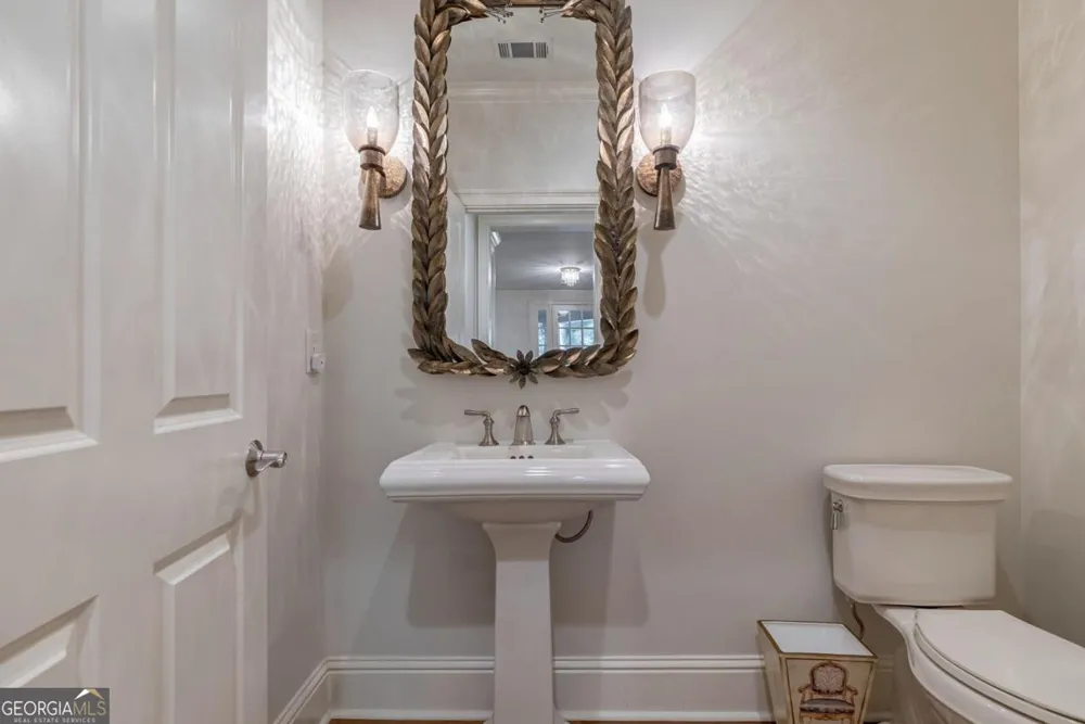 1081 Regency DR Greensboro, GA 30642