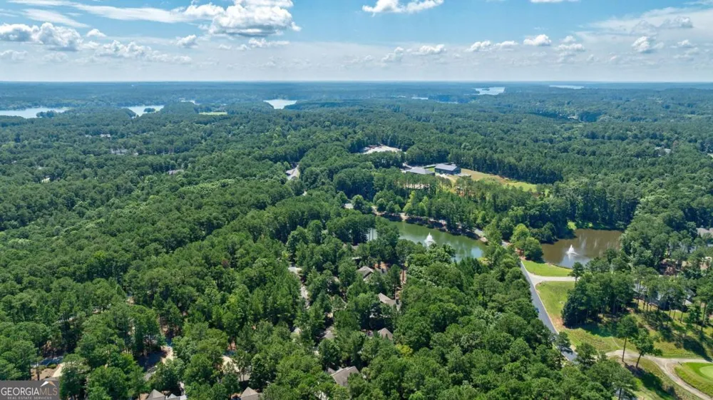 1081 Regency DR Greensboro, GA 30642