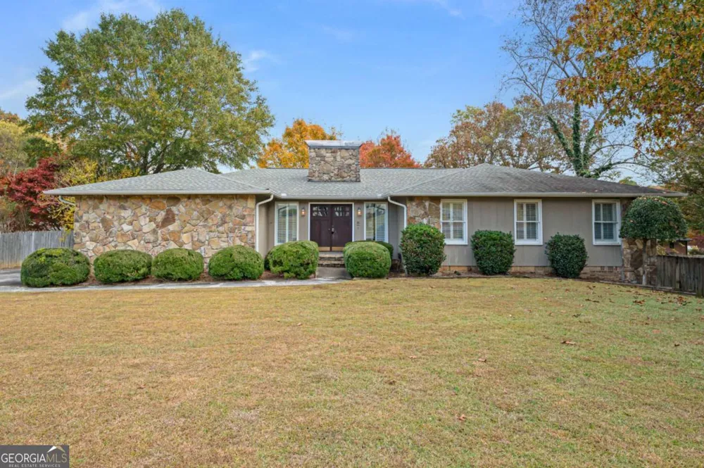 127 Windsor DR Calhoun, GA 30701